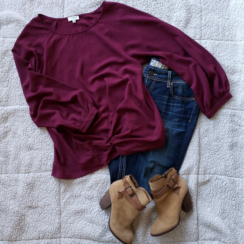 Umgee long sleeve knot front top Large